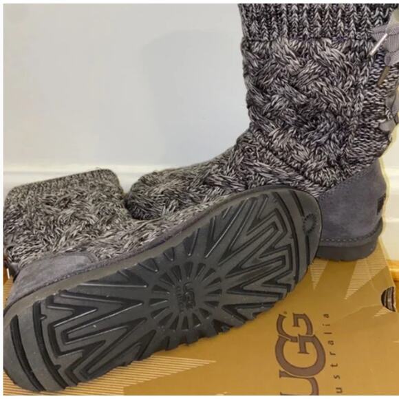 UGG Isla Cableknit Boots Gray Grey Size 9 - Picture 4 of 6